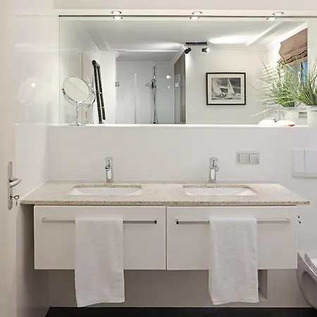 Hahnsnest Apartament